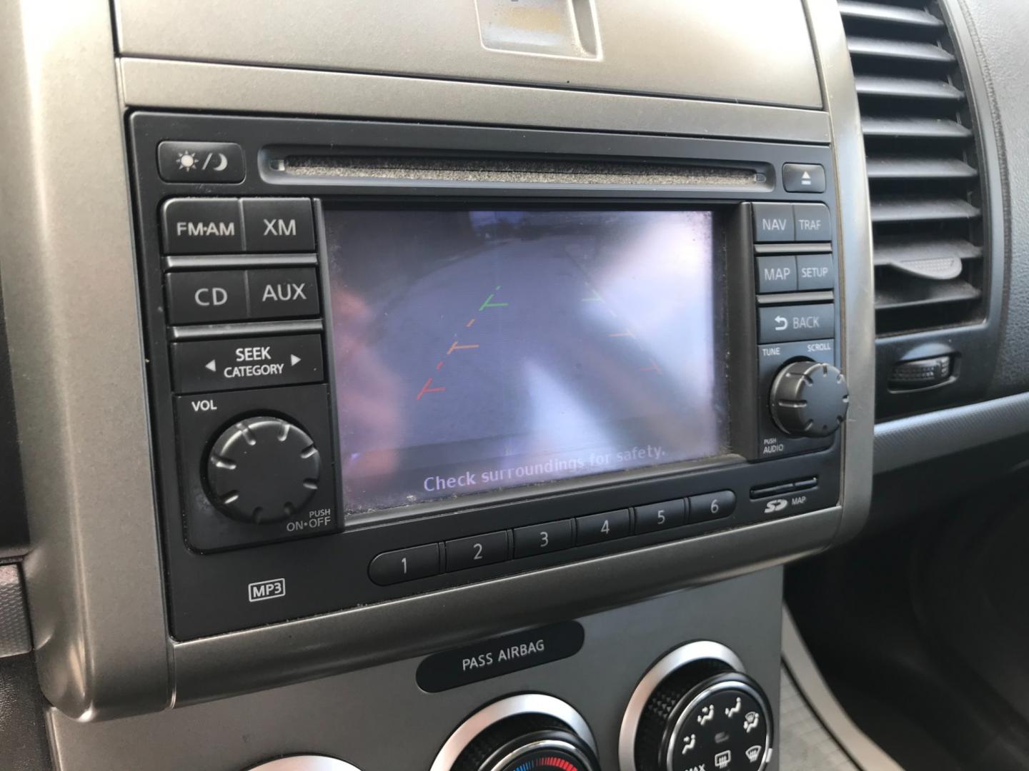 2011 Black /Gray Nissan Sentra SL (3N1AB6AP6BL) with an 2.0 engine, Automatic transmission, located at 577 Chester Pike, Prospect Park, PA, 19076, (610) 237-1015, 39.886154, -75.302338 - Photo#13